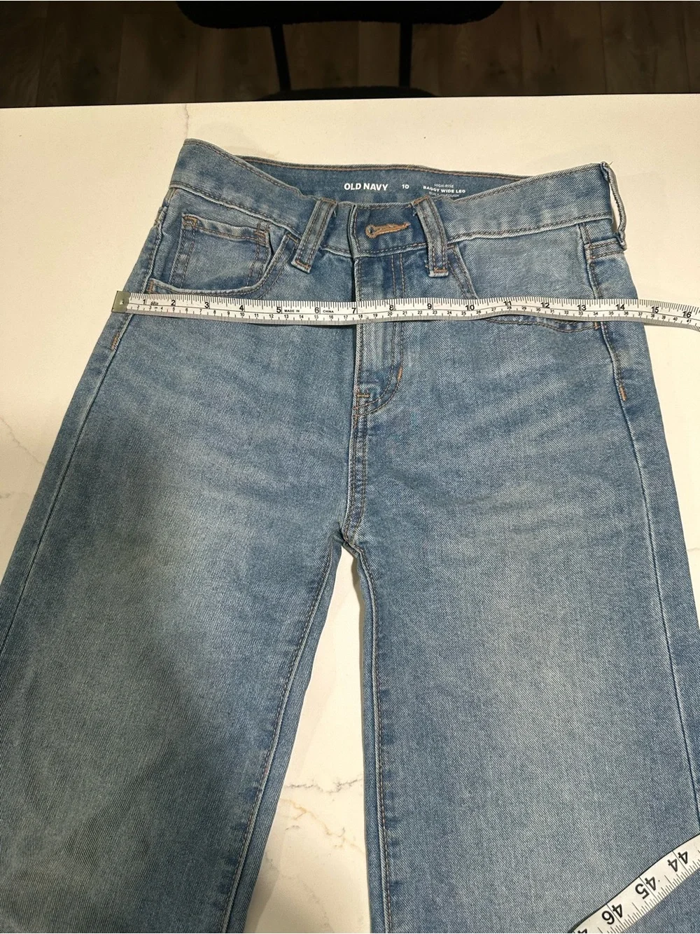 Old Navy Women's Wide-Leg Jeans in Light Blue Denim